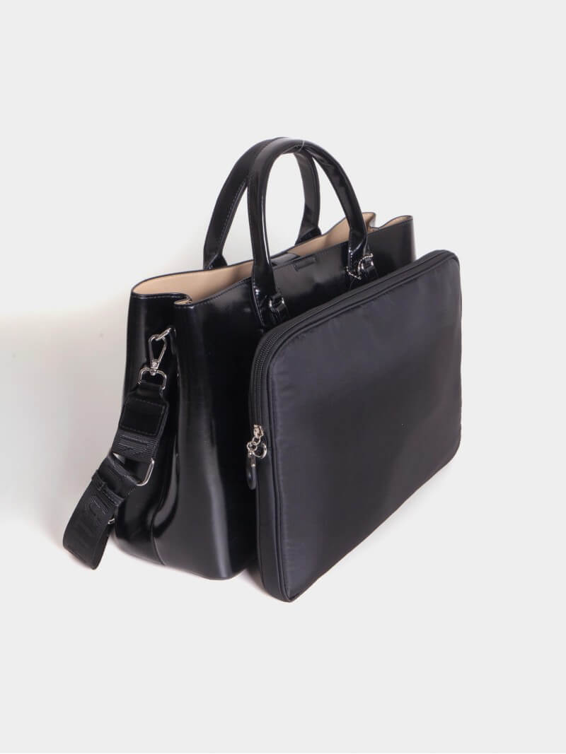 Cartera Con Porta Notebook Negra Worky