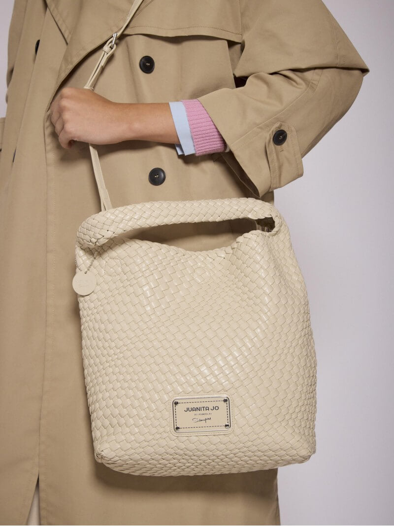 Cartera Mediana Color Crema Lazo