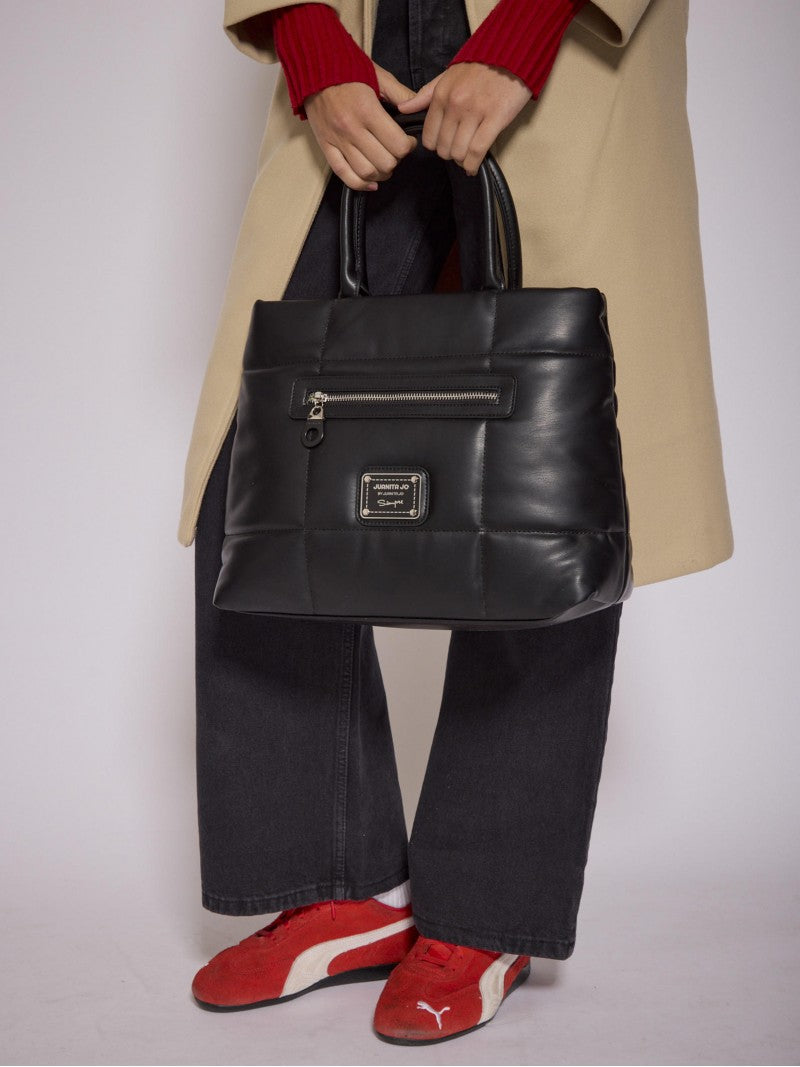 Cartera Negra Mediana Puffer
