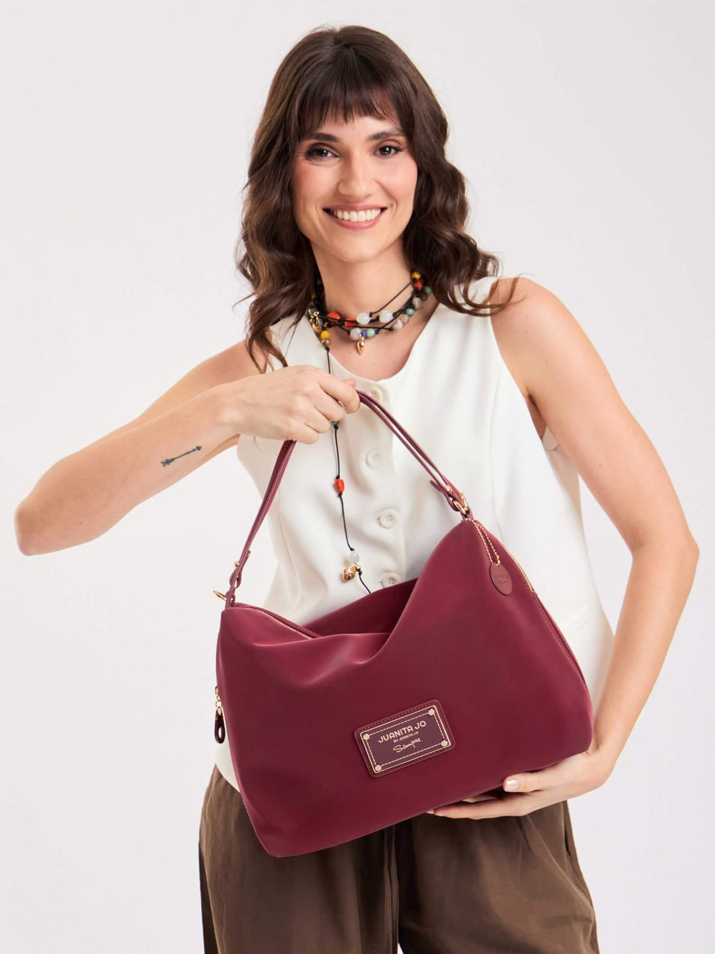 Cartera Mediana Bordó Amira Bordo