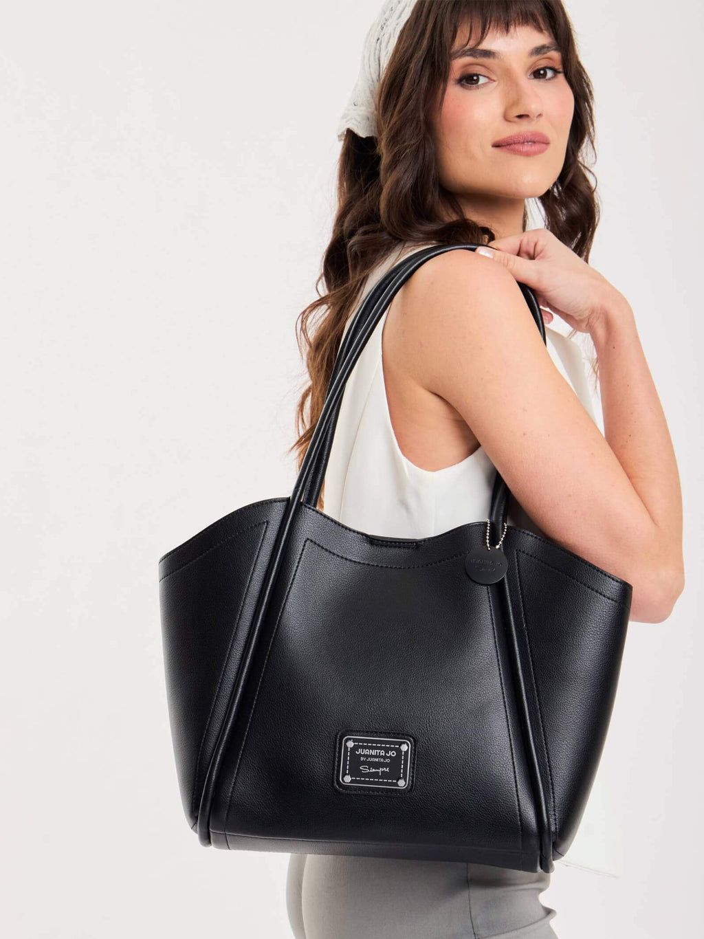 Cartera Carol Grande Negro