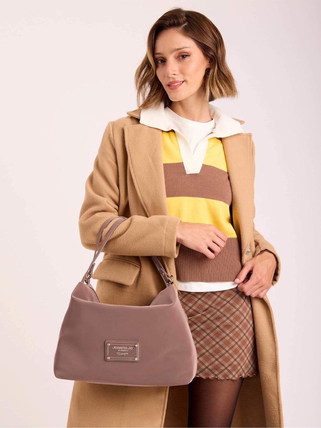 Cartera Mediana Chocolate Amira Chocolate